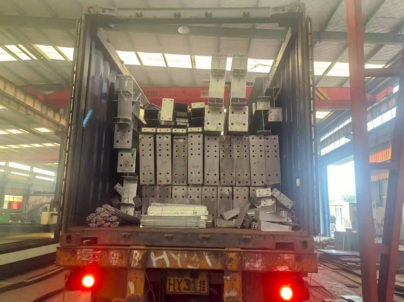 Struktur baja yang disesuaikan tanaman galvanis dikirim ke Kepulauan Falkland